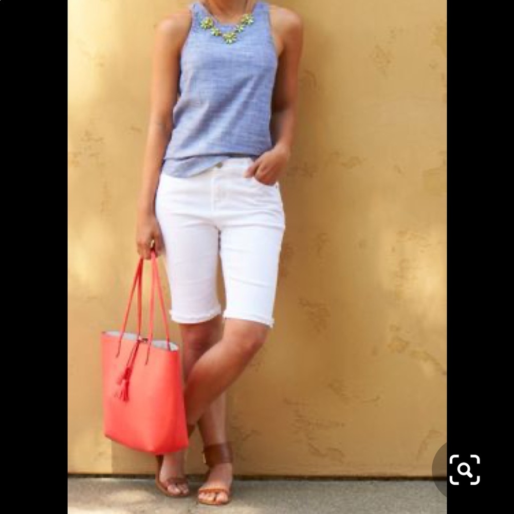 White Bermuda shorts